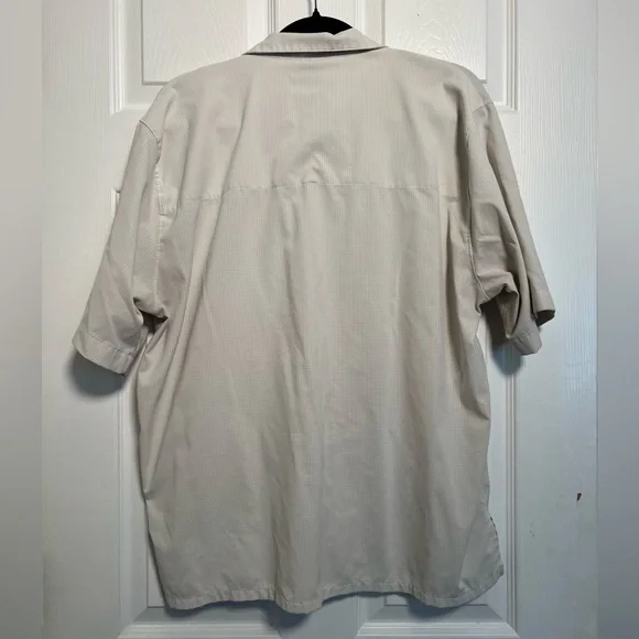 Lululemon Men’s Airing Easy Camp Collar Shirt - Picture 6 of 7